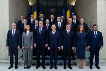 Elemző: bizonytalan, mennyire lesz eredményes a Niculescu-kormány, a PSD párhuzamos döntési központot hozhat létre