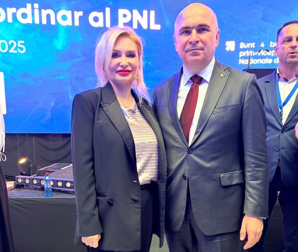 PNL-tag ügyvédnőt és magát hírszerző tábornoknak kiadó férfit vettek őrizetbe egy 60 ezer eurós korrupciós ügyben