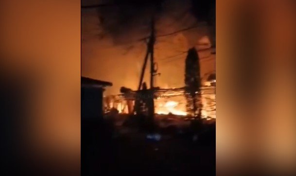 Az ukrán erők „Magyar Madarak” nevű egysége égethette el elevenen az ünneplő civileket