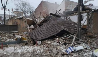 Lugosi robbanás: pillanatokon múlt egy járókelő testi épsége – videóval