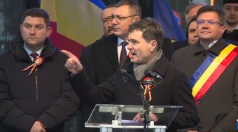 Az államfő beszéde és a román himnusz alatt is fütyültek Jászvásáron