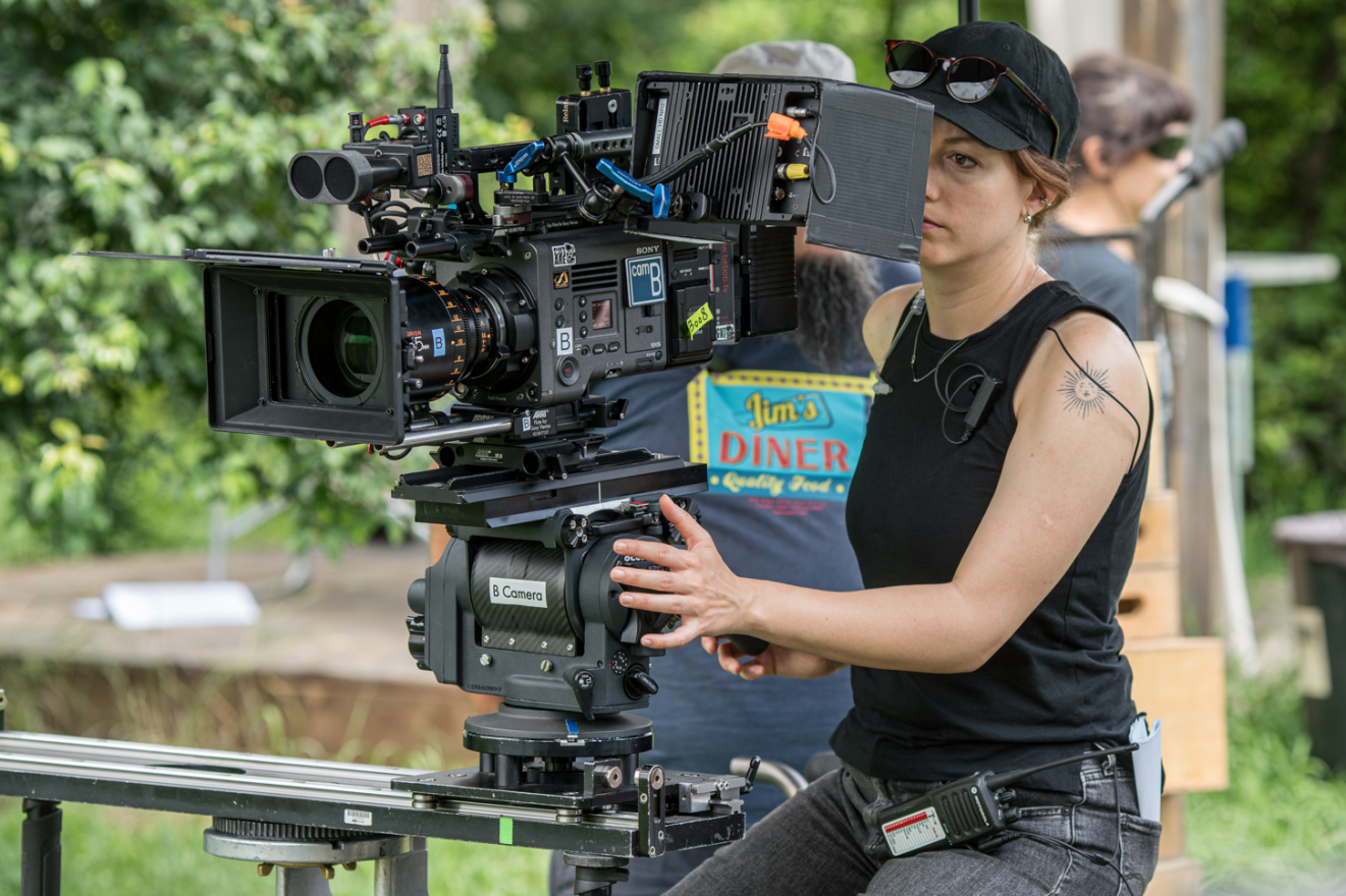 Biró Boróka operatőr a Sárga nyakkendő forgatásáról, nőként és magyarként a bukaresti filmiparról