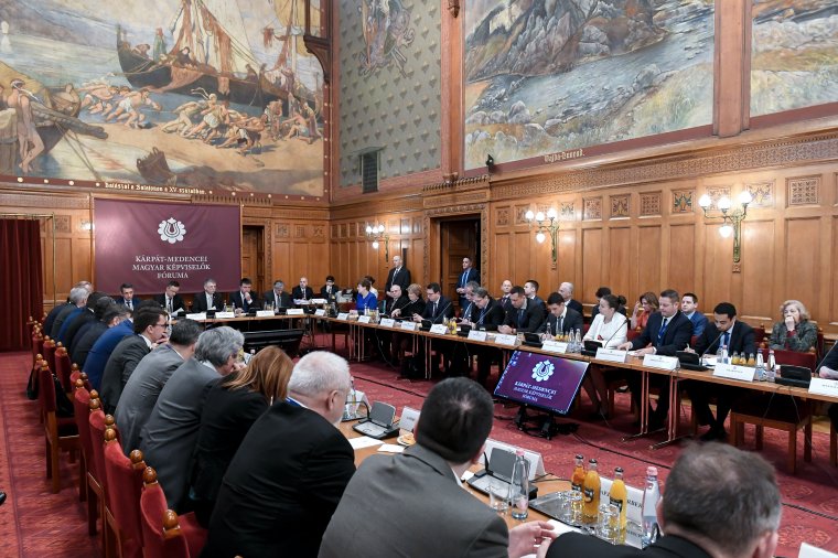 A nemzeti összetartozás évének nyilváníthatják 2020-at, a trianoni diktátum századik évfordulóját
