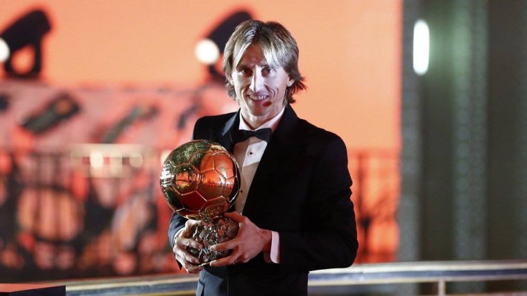Luka Modricnak ítélték oda az Aranylabdát, triplázott a Real Madrid horvát játékosa