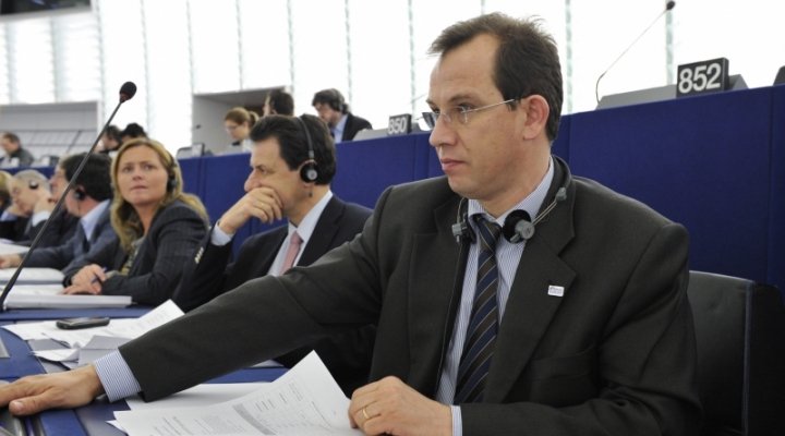 Sógor Csaba Strasbourgban: nem tudjuk ünnepelni a gyulafehérvári nyilatkozat 100 éves évfordulóját