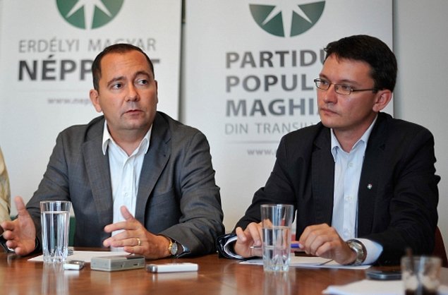 Őrségváltás az EMNP-ben: a nagyváradi Csomortányi Istvánt választották pártelnöknek