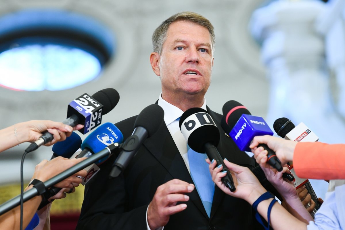 Klaus Johannis államfő szerint emberéletekbe kerül a kormány nemtörődömsége •  Fotó: Presidency.ro