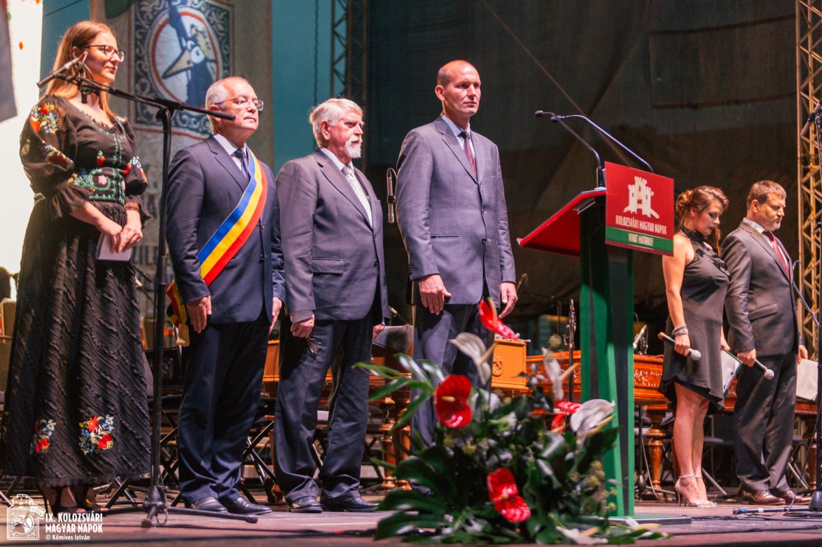 Oláh Emese, Emil Boc, Kásler Miklós és Gergely Balázs a zárógálán 