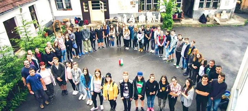 A bukaresti minisztériumban ez a gesztus verte ki a biztosítékot •  Fotó: Facebook