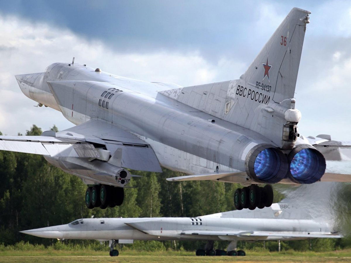 A Tupolev Tu-22M3 típusú bombázó nukleáris fegyverek hordozására alkalmas • Fotó: Nationalinterest.org