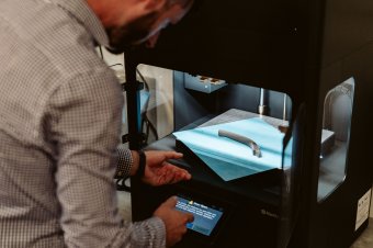 Rétegről rétegre: új technológiák, avagy fémnyomtatás Székelyföldön