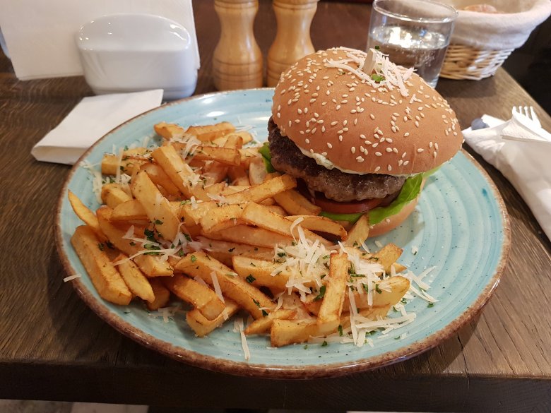 A bárányburger a bárányhús újszerű kínálata •  Fotó: Kisréti Zsombor