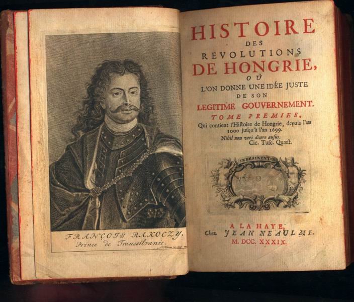 Rákóczi emlékiratainak 1739-ben, Hágában megjelent első kiadása •  Fotó: Forrás: wikipédia