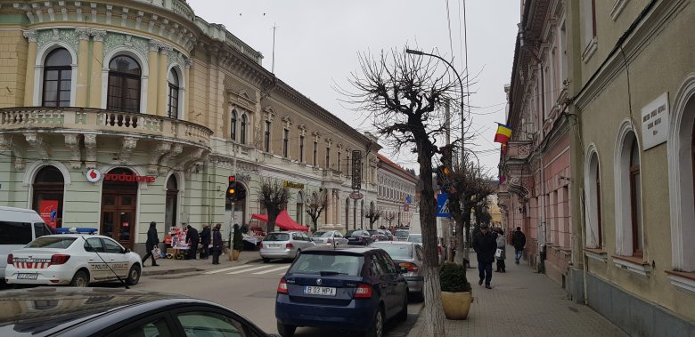 Dés belvárosa 19. századi épületekkel •  Fotó: Kisréti Zsombor