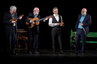 A Kaláka együttes és Mácsai Pál is fellép ebben az évadban az Aradi Kamaraszínházban