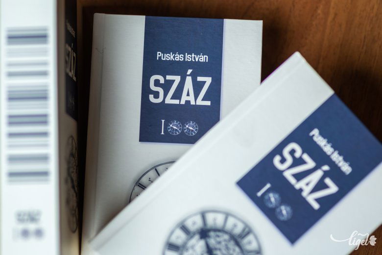 Száz történet, száz év történelem •  Fotó: Erdély Bálint Előd
