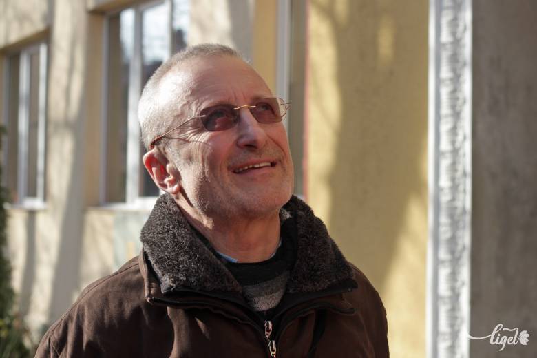A Köteles utcai színitanodába mentünk vissza, oda, ahol annak idején elindult a pályán. Az épület nem sokban változott •  Fotó: Haáz Vince