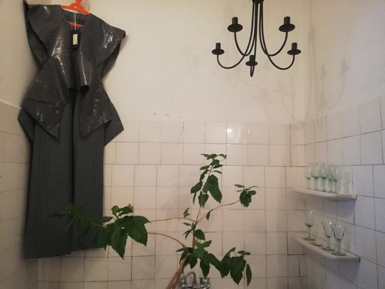 Handmade ruhát és talpas poharakat is vásárolhattak az érdeklődők •  Fotó: Bede Laura