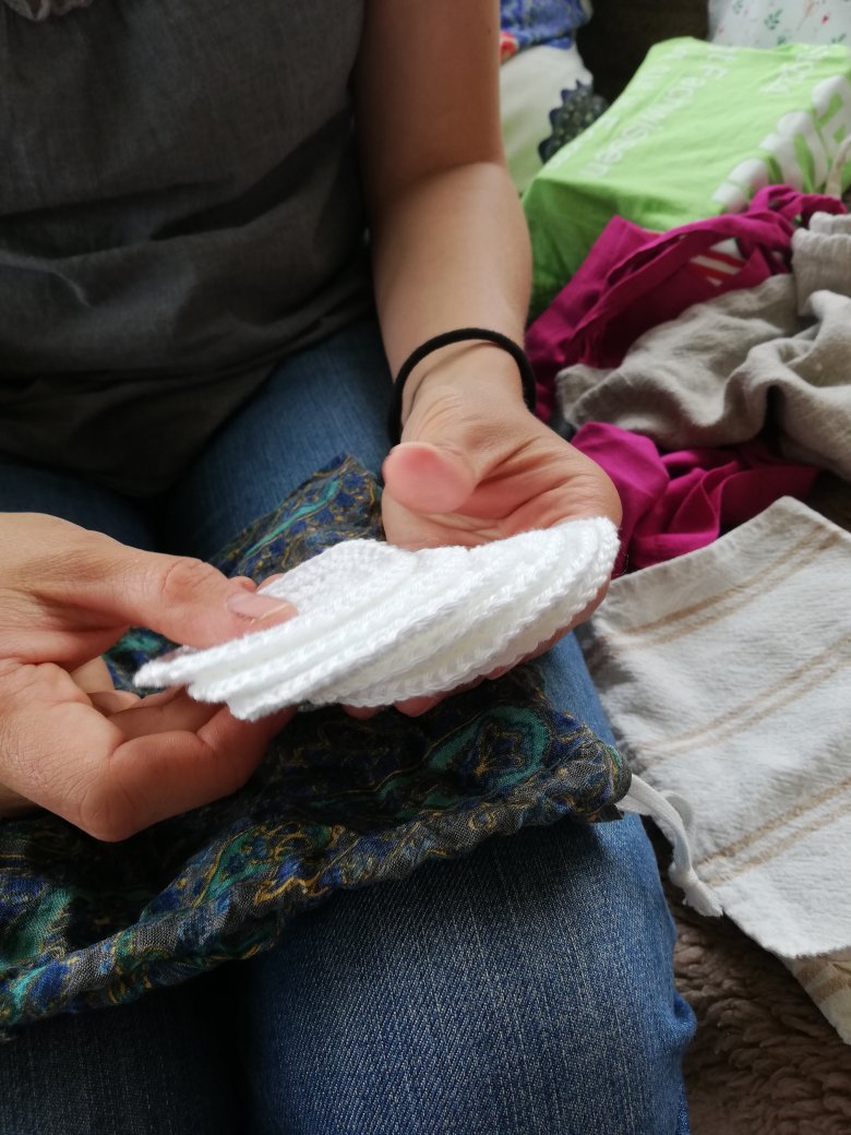 Arctisztító vattakorong helyett horgolt textil párnácskák •  Fotó: D. Balázs Ildikó