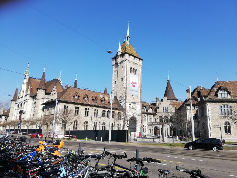 Zürich, egy igazi nagyváros svájci tulajdonságokkal: tiszta, gyors és pontos tömegközlekedéssel, sok látnivalóval •  Fotó: Antal Erika