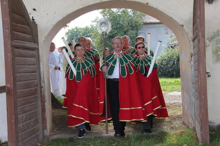 Örmények Erdélyben: példa a megtartó hitre
