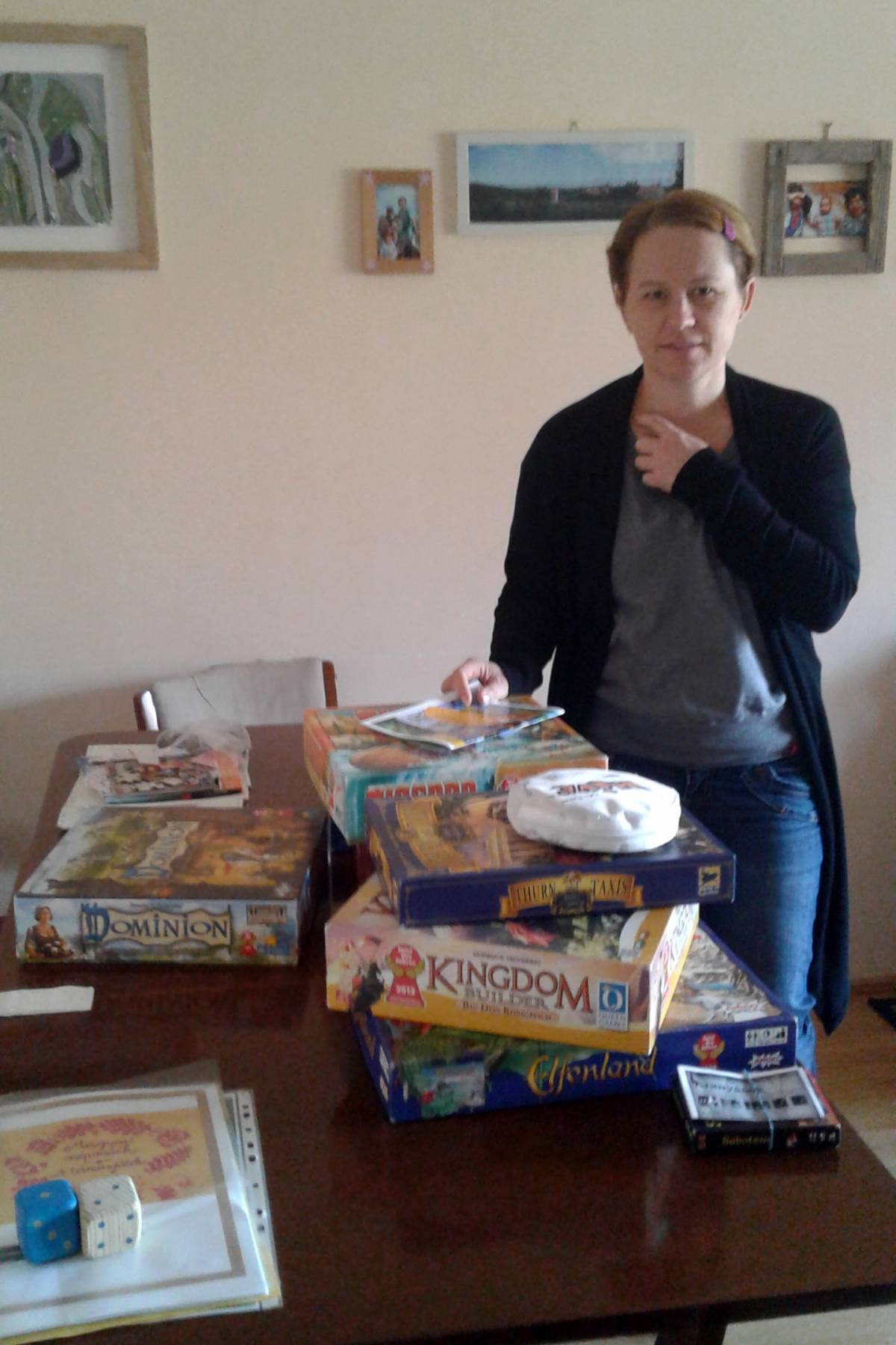 A háromgyermekes édesanya legkedvesebb hobbija a társasjátékozás •  Fotó: Péter Beáta