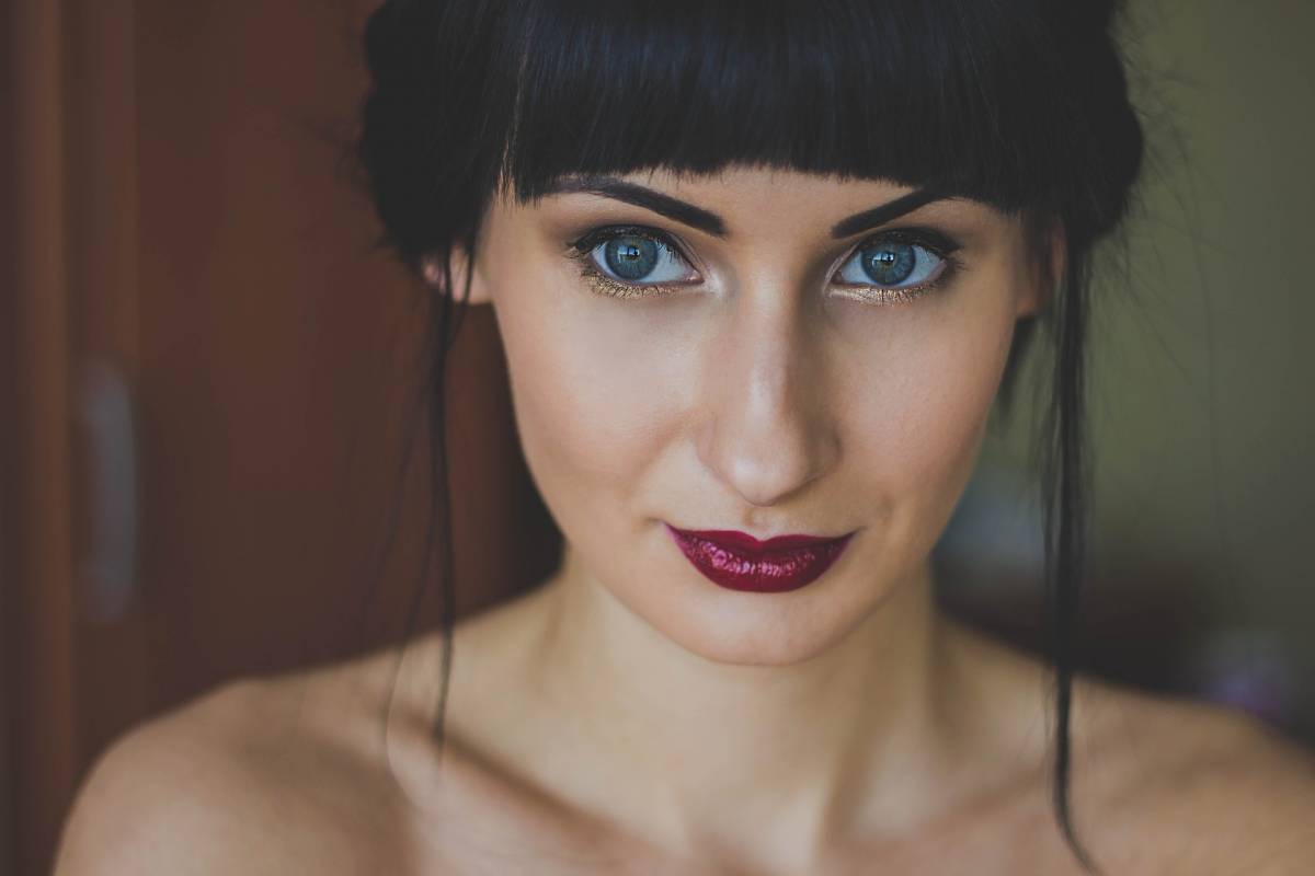Az erős ajakvonal nőiességet és magabiztosságot sugároz viselőjéről •  Fotó: Pixabay.com
