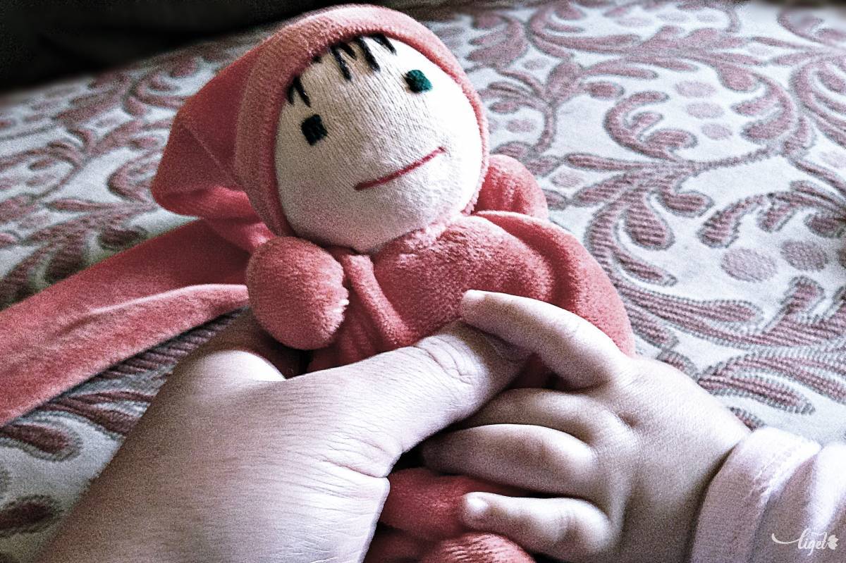 Apának lenni sokszor csodálkozás: jé, itt van ez a lény •  Fotó: Liget