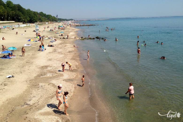 A tenger vize augusztusban kellemes, néha tiszta is •  Fotó: Rédai Attila