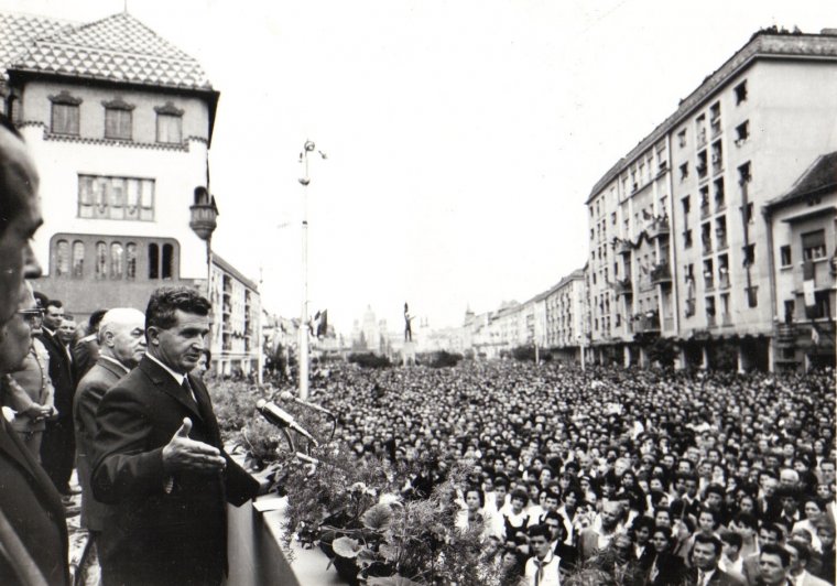 Felmérés: Ceaușescu a modernkori Románia legmeghatározóbb alakja, a korrupció a jelenlegi legnagyobb probléma