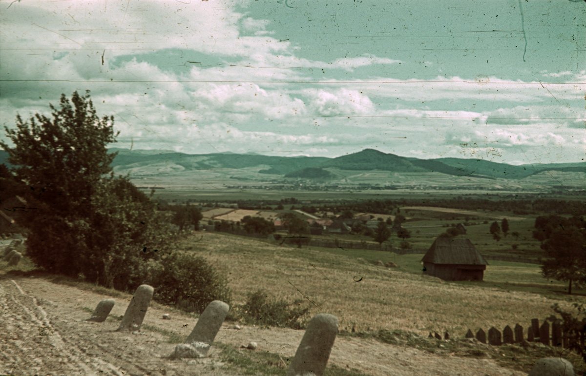 Csíkszeredai látkép a csibai eltérőtől 1940-ben •  Fotó: Fortepan