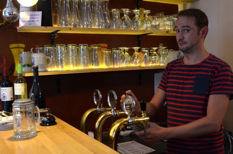 Ha minden bezár Pesten, akkor is van egy helye TSz-nek, ahová van kulcsa 