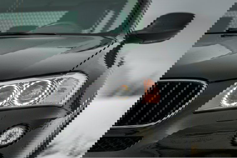 Leginkább BMW-ket lopnak a romániai autótolvajok, a rendőrség szerint valahol minden nap elkötnek egy járművet