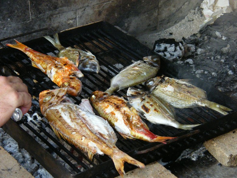 A tápérték megőrzése érdekében grillen vagy sütőben sütve, főzve vagy párolva készítsük el a halat •  Fotó: Pixabay.com