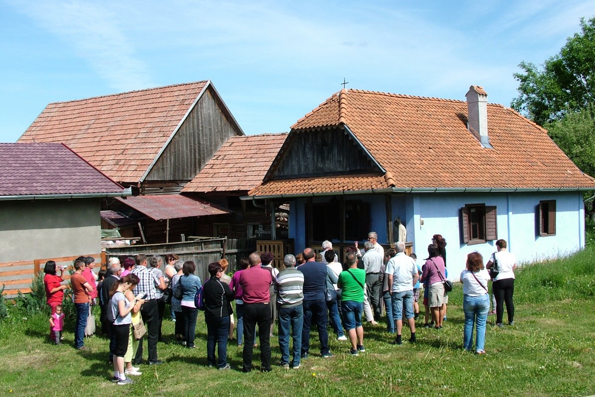 A Hargita megyében nyilvántartott tájházak fele kapcsolódott be a programba •  Fotó: Hargita Megyei Hagyományőrző Forrásközpont