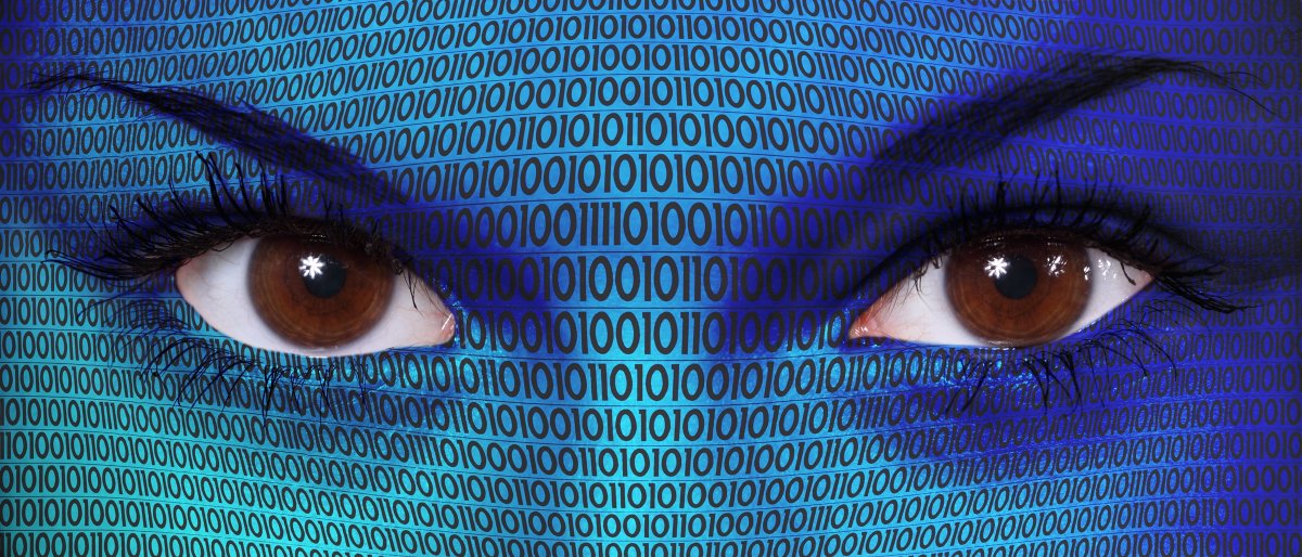 Olyan sok információ érhető el, és annyi mindennapi feladat megoldása terhel bennünket, hogy képtelenek vagyunk átlátni a világot •  Fotó: Pixabay.com