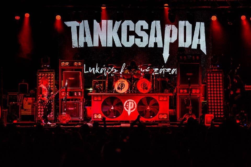 A magyar rockzene egyik legismertebb bandája, a Tankcsapda  is színpadra lépett •  Fotó: Facebook/Double Rise