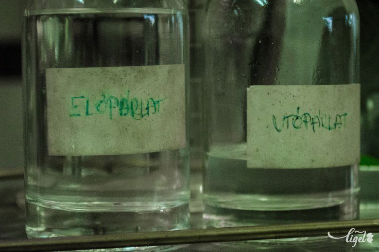 Nagyon fontos az elő- és utópárlat megfelelő leválasztása •  Fotó: Pinti Attila