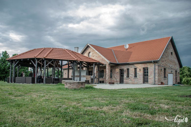 A Gyulai Pálinka Manufaktúra kóstolóháza •  Fotó: Pinti Attila