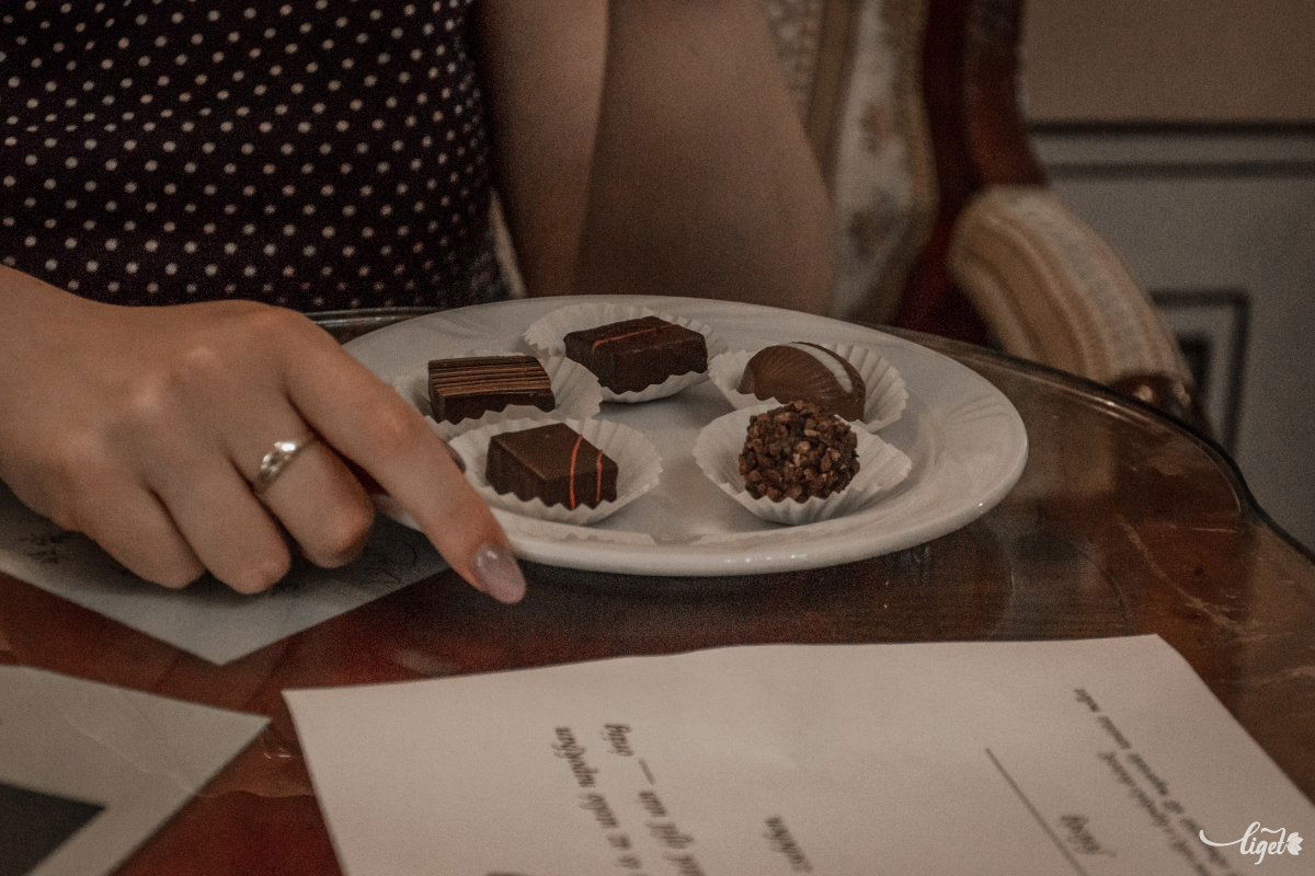 A bonbon megédesíti a gyulai kiruccanást •  Fotó: Pinti Attila
