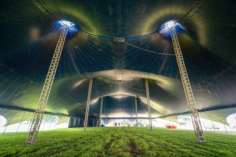 •  Fotó: Facebook/DiMansions Hit Music Festival