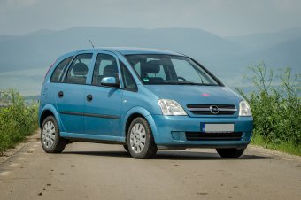 Családi igényekre szabott: Opel Meriva 1.6 (2004)