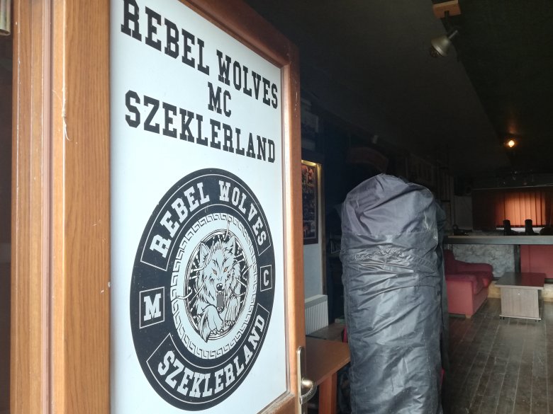 A barátok előtt mindig nyitva áll a klub •  Fotó: Péter Beáta