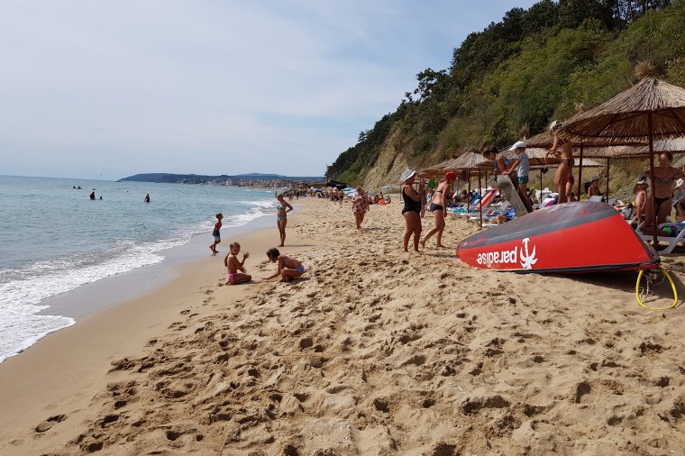 Lőttek a nyaralásnak? Több ország is szigorít a beutazási feltételeken