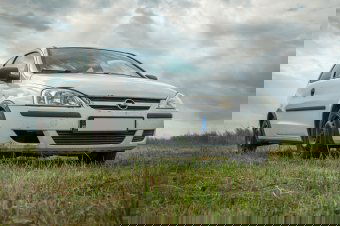 Némi szerencsével jó vétel: Opel Corsa C (2004)