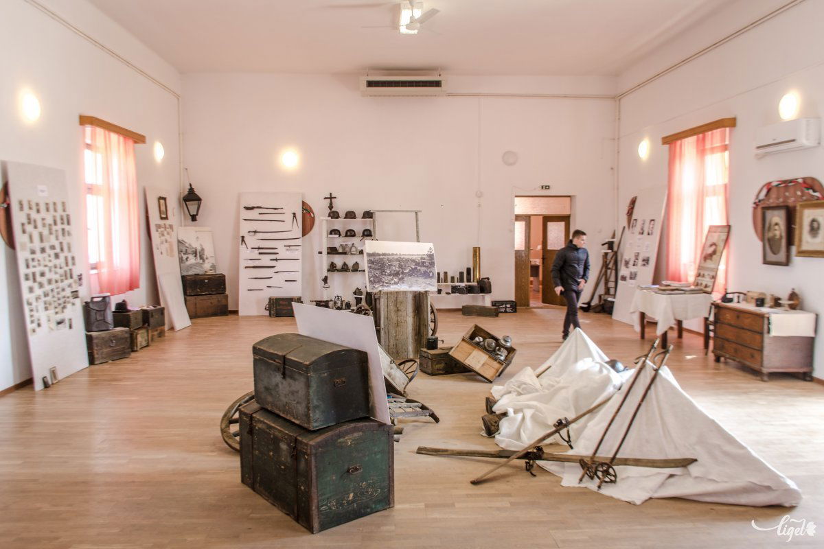 Saját magángyűjteményét bocsájtotta közszemlére Biró László •  Fotó: Pinti Attila
