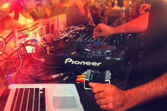 Mielőtt számot kérnél a DJ-től