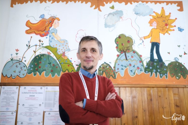 Megvan az előnye annak is, ha az igazgató férfi, és annak is, ha nő, hiszen mindkettőnek megvan a sajátos világnézete, küldetéstudata, elhivatottsága - véli  Ferencz-Salamon Alpár •  Fotó: Veres Nándor