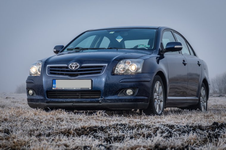 Kilencszer a Föld körül: egy 2008-as Toyota Avensist teszteltünk