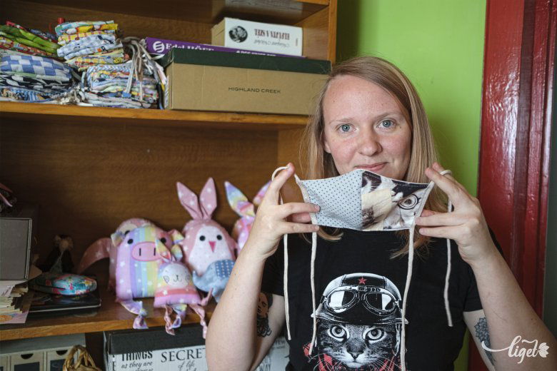 Legutóbb maszkok kerültek be a kínálatba •  Fotó: Veres Nándor